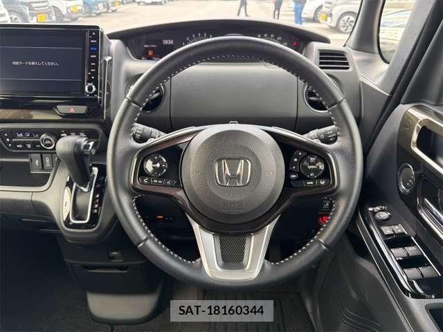 Honda N BOX CUSTOM 2018-01 8209127-14