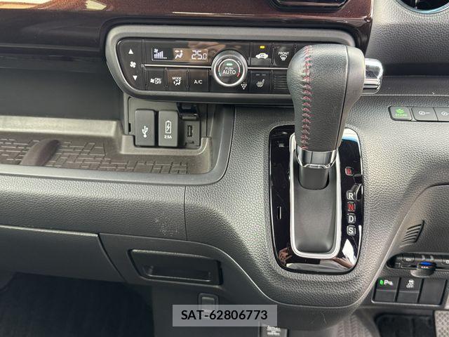 Honda N BOX CUSTOM 2021-05 8209125-10