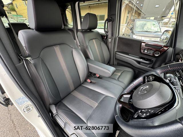 Honda N BOX CUSTOM 2021-05 8209125-12