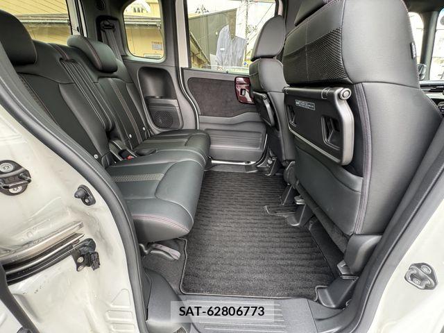 Honda N BOX CUSTOM 2021-05 8209125-16