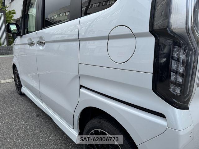 Honda N BOX CUSTOM 2021-05 8209125-20