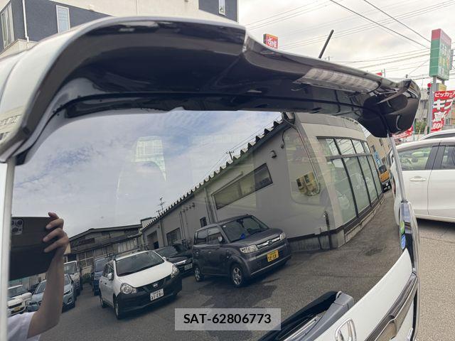 Honda N BOX CUSTOM 2021-05 8209125-22