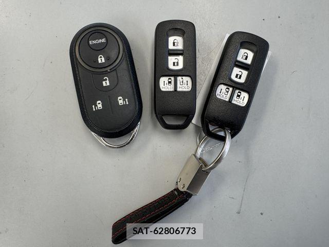 Honda N BOX CUSTOM 2021-05 8209125-29