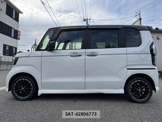 Honda N BOX CUSTOM 2021-05 8209125-3