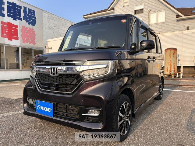 Honda N BOX CUSTOM 2018-02 8209131-0