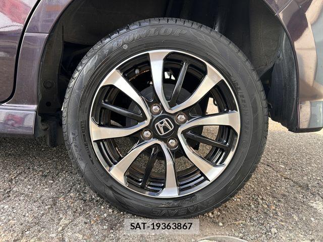 Honda N BOX CUSTOM 2018-02 8209131-8