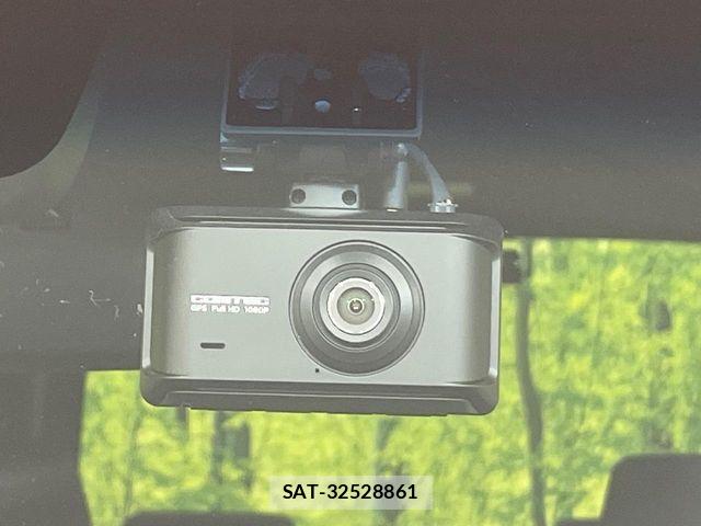 Honda N BOX CUSTOM 2021-11 8209128-6