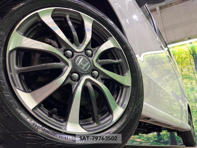 Honda N BOX CUSTOM 2024-06 8209124-13