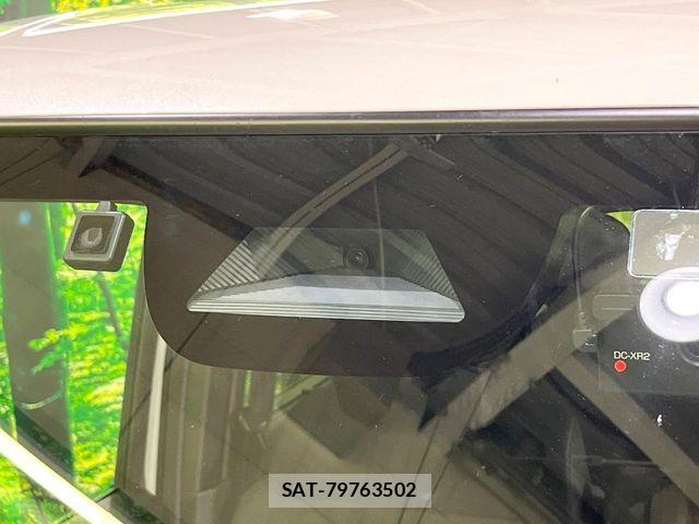 Honda N BOX CUSTOM 2024-06 8209124-4