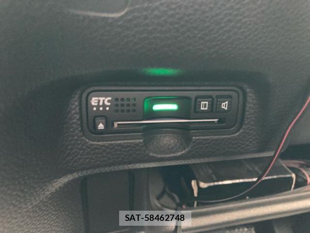 Honda N BOX CUSTOM 2018-09 8231069-24