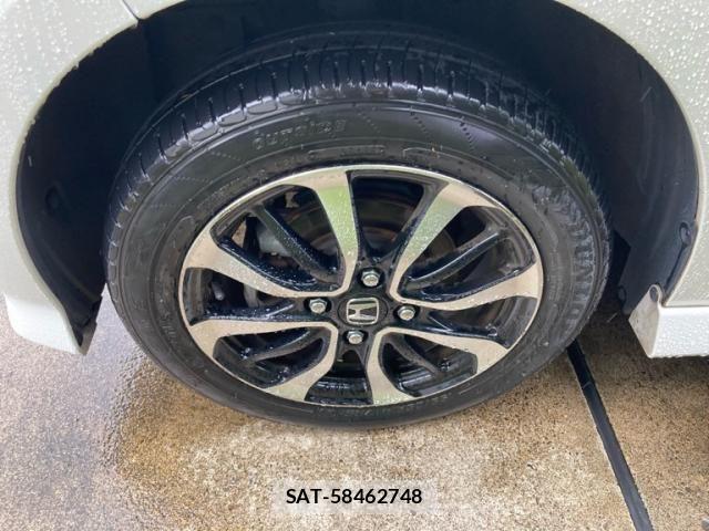 Honda N BOX CUSTOM 2018-09 8231069-7