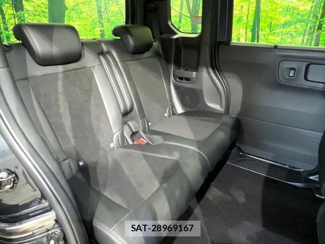 Honda N BOX CUSTOM 2025-10 8246144-10