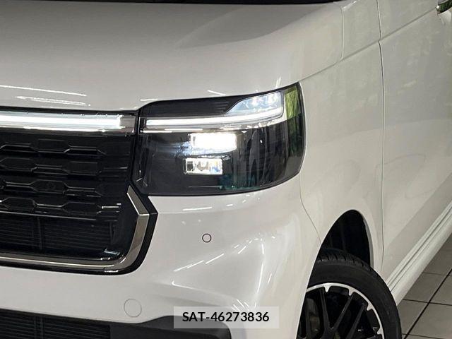 Honda N BOX CUSTOM 2024-03 8246143-11