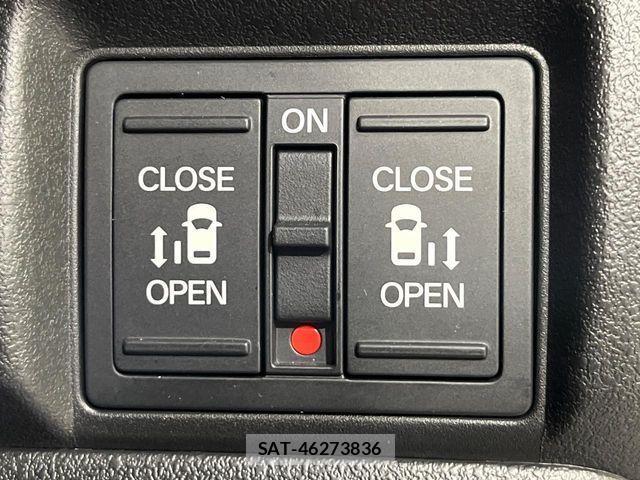Honda N BOX CUSTOM 2024-03 8246143-4