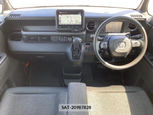 Honda N BOX CUSTOM 2024-01 8246145-4
