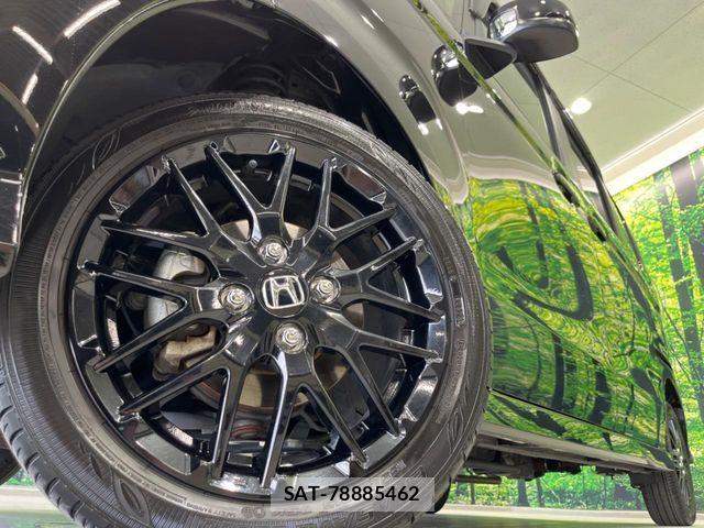 Honda N BOX CUSTOM 2023-08 8246146-12