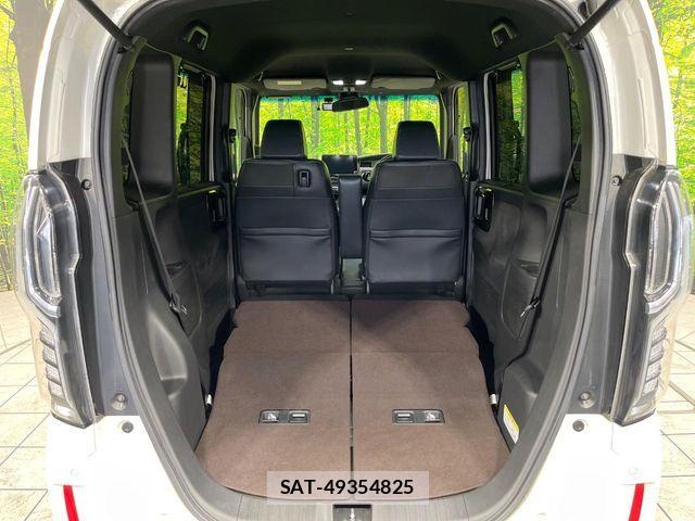 Honda N BOX CUSTOM 2018-02 8246151-9