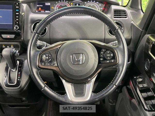 Honda N BOX CUSTOM 2018-02 8246151-10