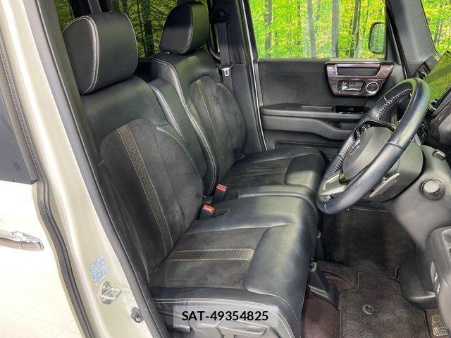 Honda N BOX CUSTOM 2018-02 8246151-7