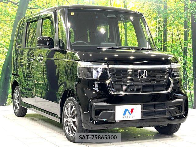 Honda N BOX CUSTOM 2023-10 8246147-16