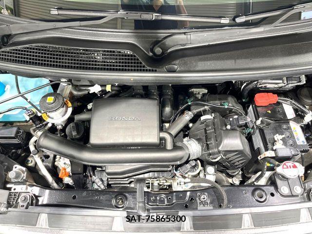 Honda N BOX CUSTOM 2023-10 8246147-18