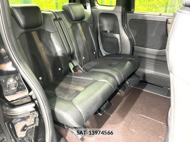 Honda N BOX CUSTOM 2019-05 8246150-9
