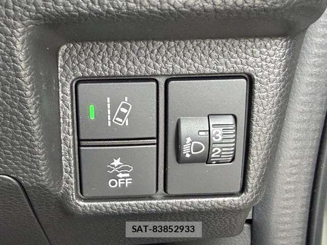 Honda N BOX CUSTOM 2022-11 8246149-17