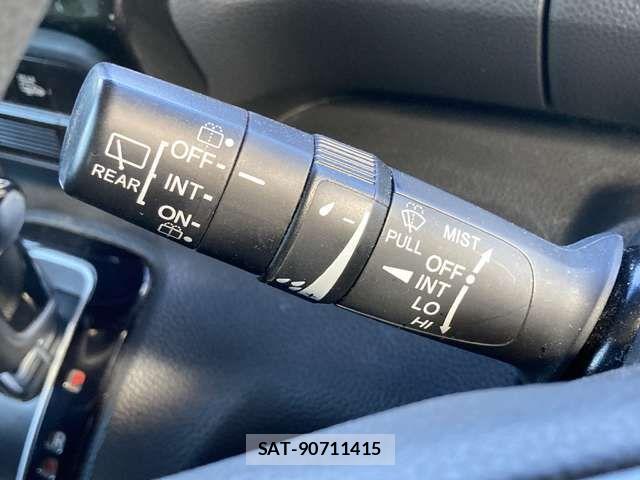 Honda N BOX CUSTOM 2019-10 8246154-15