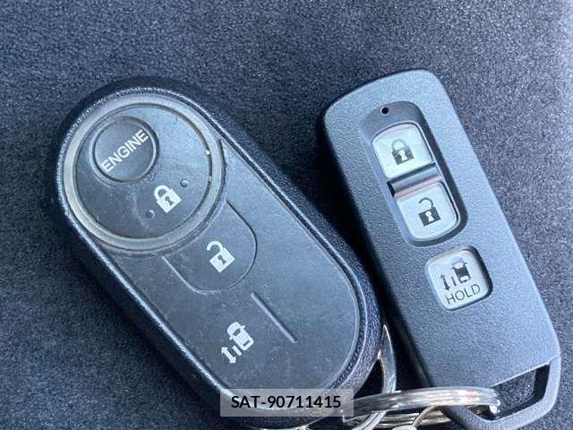 Honda N BOX CUSTOM 2019-10 8246154-17