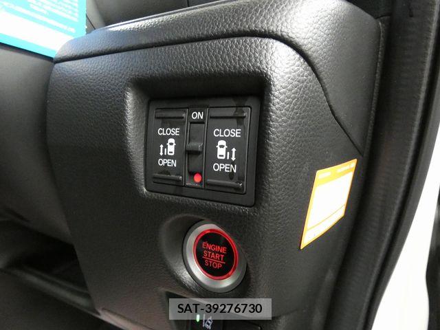 Honda N BOX CUSTOM 2022-03 8315937-14