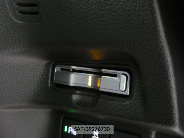 Honda N BOX CUSTOM 2022-03 8315937-15