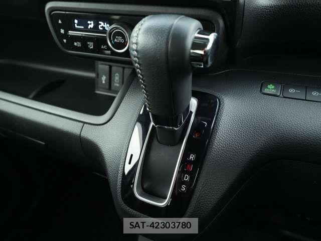 Honda N BOX CUSTOM 2019-10 8315944-14