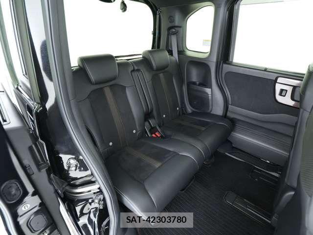 Honda N BOX CUSTOM 2019-10 8315944-6