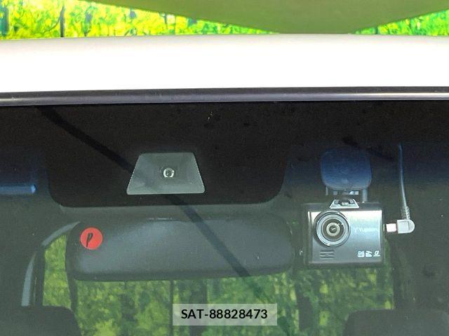 Honda N BOX CUSTOM 2021-08 8315961-2