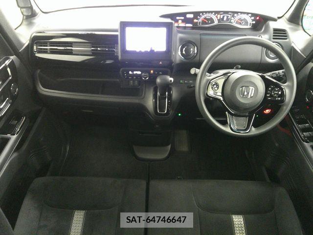 Honda N BOX CUSTOM 2021-04 8315940-1