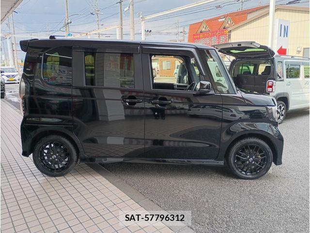 Honda N BOX CUSTOM 2023-05 8315948-3