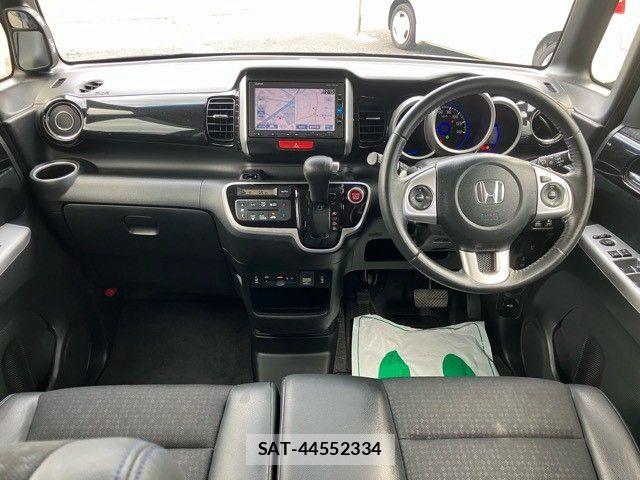 Honda N BOX CUSTOM 2017-04 8315962-10