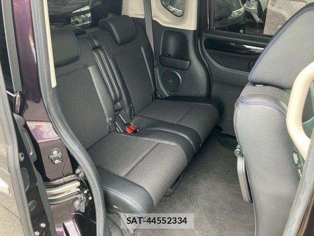 Honda N BOX CUSTOM 2017-04 8315962-13