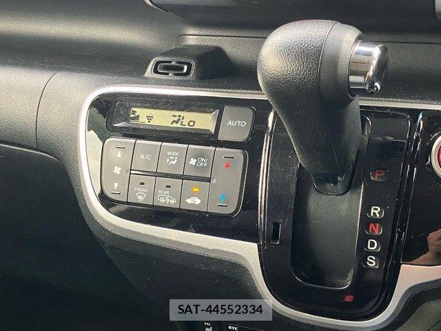 Honda N BOX CUSTOM 2017-04 8315962-22