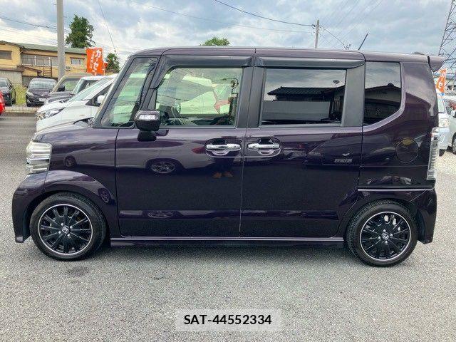 Honda N BOX CUSTOM 2017-04 8315962-8