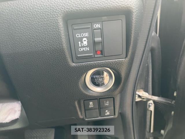 Honda N BOX CUSTOM 2019-01 8315963-15