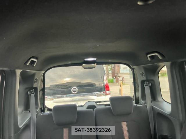 Honda N BOX CUSTOM 2019-01 8315963-16