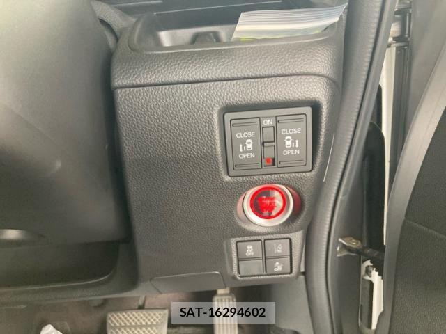 Honda N BOX CUSTOM 2018-09 8315958-24