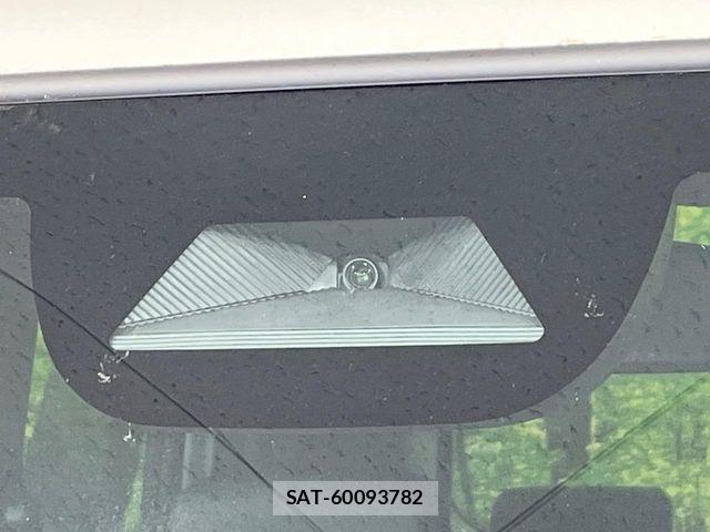 Honda N BOX CUSTOM 2025-10 8337116-2