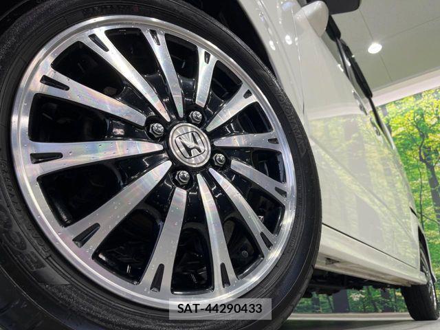 Honda N BOX CUSTOM 2014-11 8337123-12