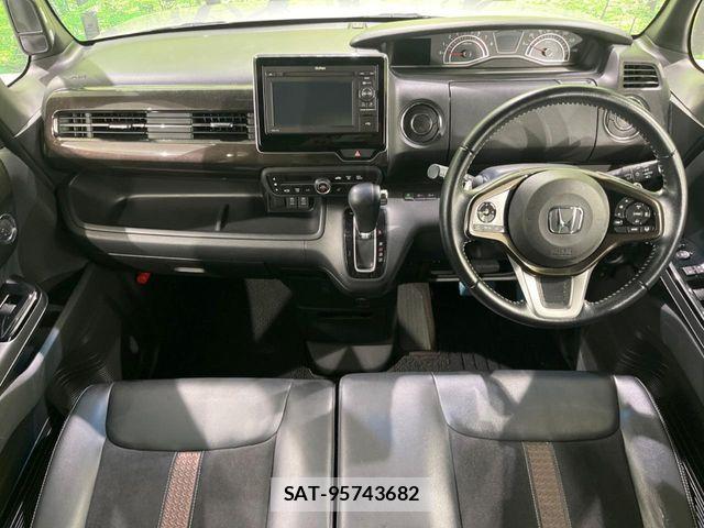 Honda N BOX CUSTOM 2017-12 8337117-1