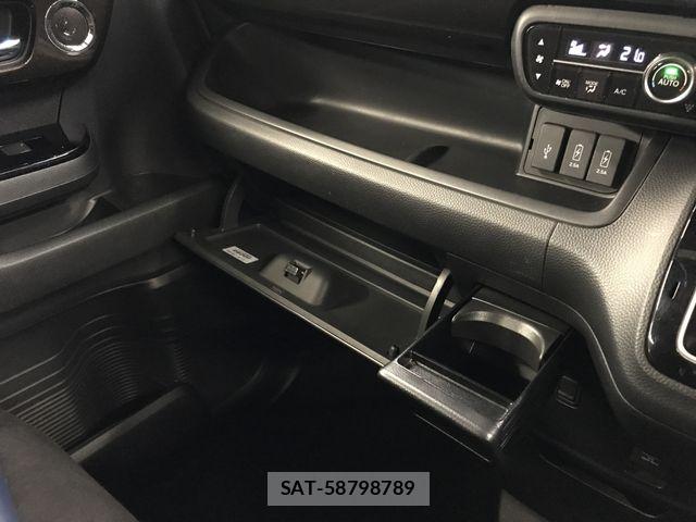 Honda N BOX CUSTOM 2019-06 8337118-16