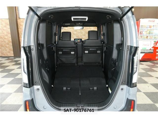 Honda N BOX CUSTOM 2023-11 8334454-11