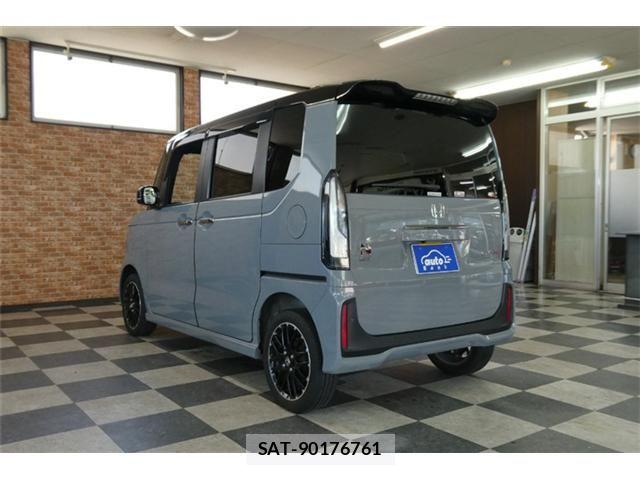 Honda N BOX CUSTOM 2023-11 8334454-1