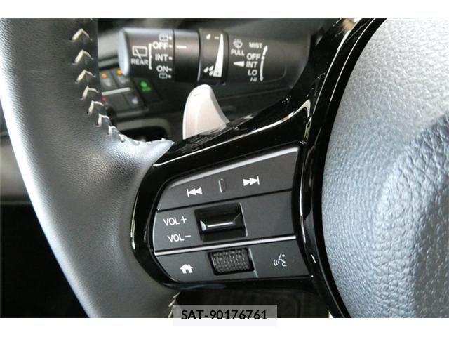 Honda N BOX CUSTOM 2023-11 8334454-21